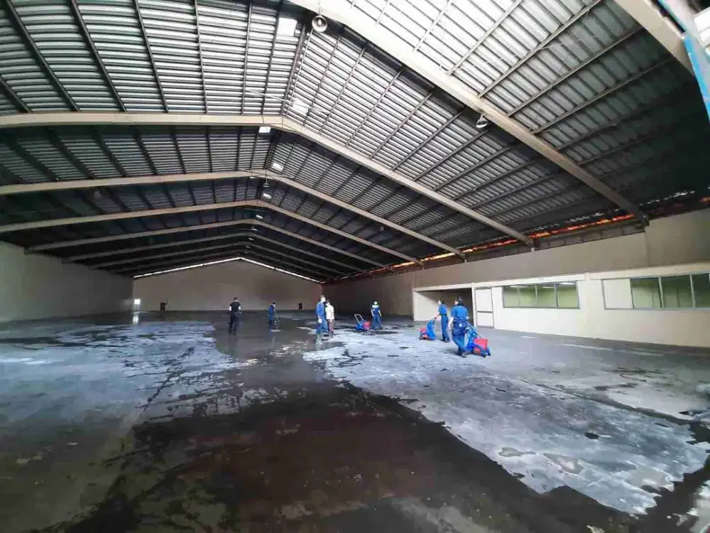 Disewakan gudang di Yos sudarso Jakarta Utara
