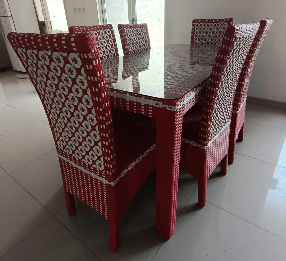 Meja makan 6 Kursi