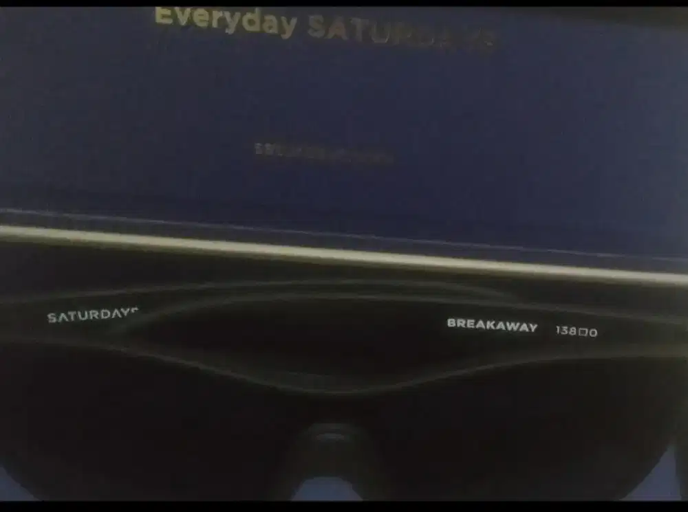 Kacamata Saturday new