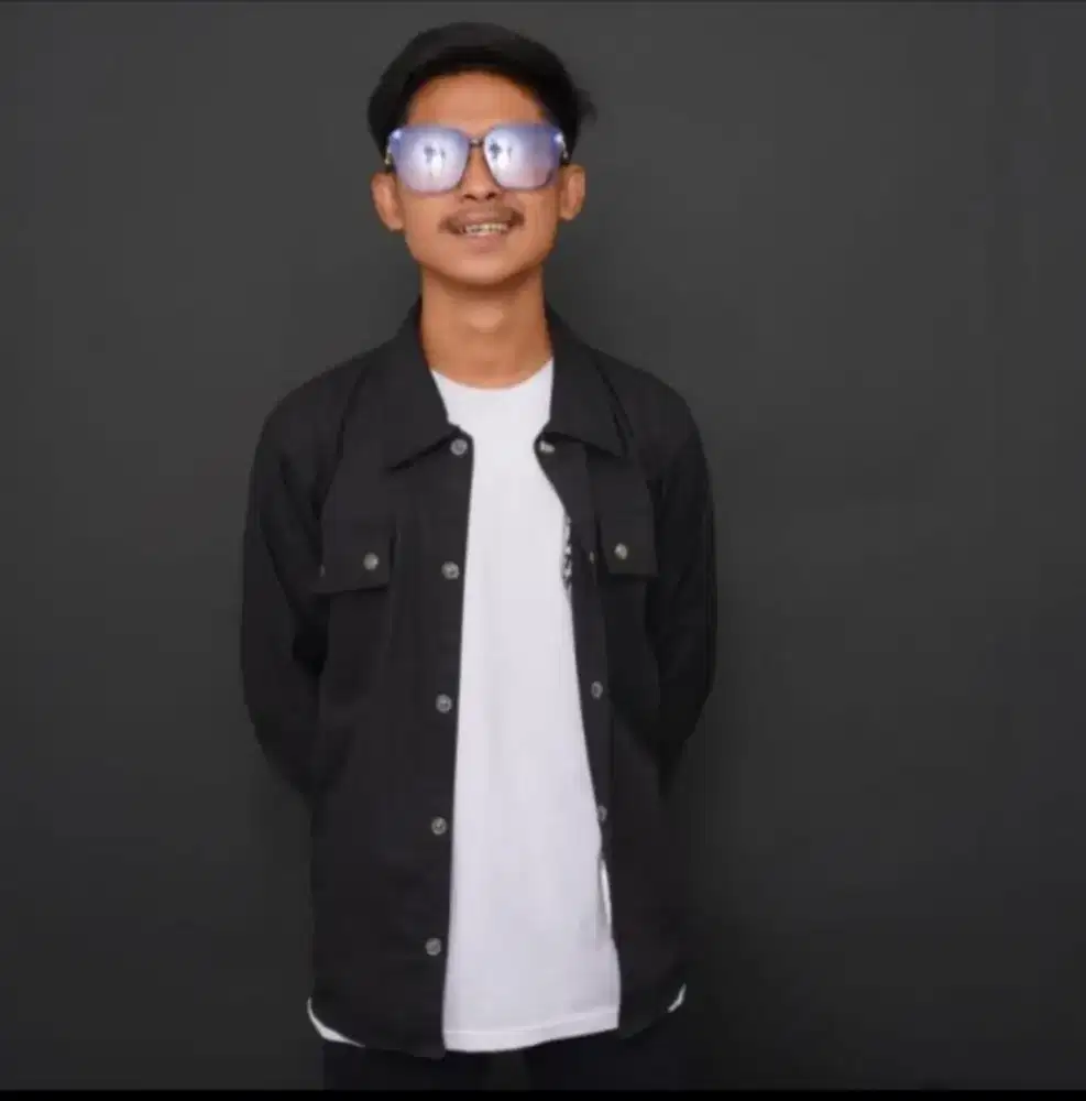 Mencari pekerjaan tetap umur 24 tahun