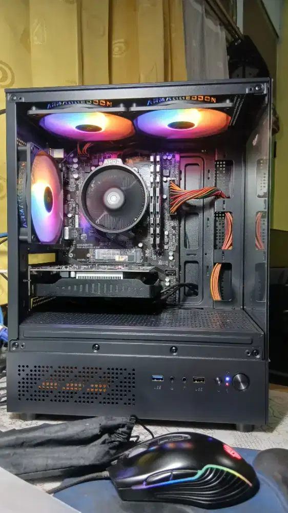 Komputer Gaming AMD Ryzen 3 murah