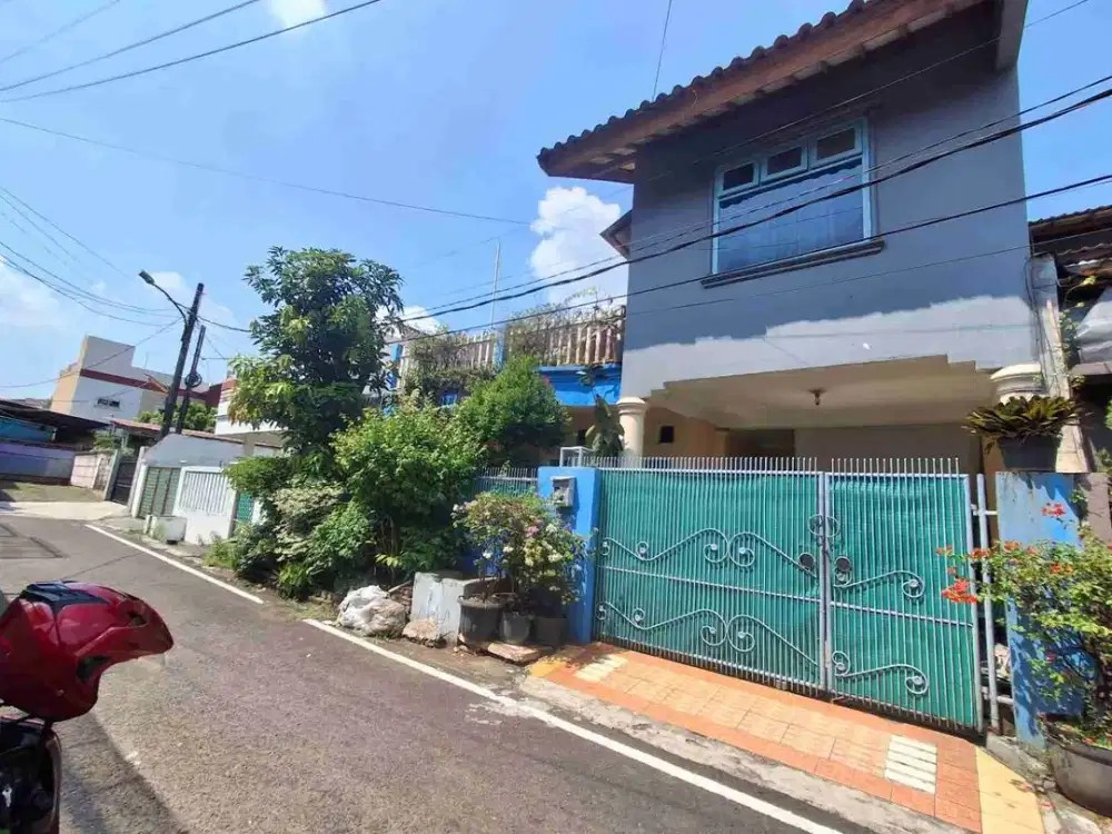 Rumah 2 lantai di pondok kopi Jakarta Timur