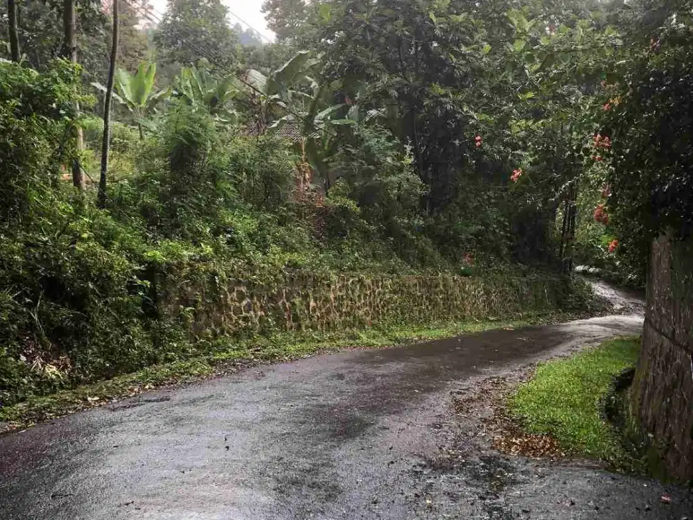 Dijual Tanah Datar Sgt. Murah. Strategis. Seberang Chayana Resort Dago. Lt. 2.800m.hny Rp. 850rb/m. Certifikat.Dijamin Termurah..