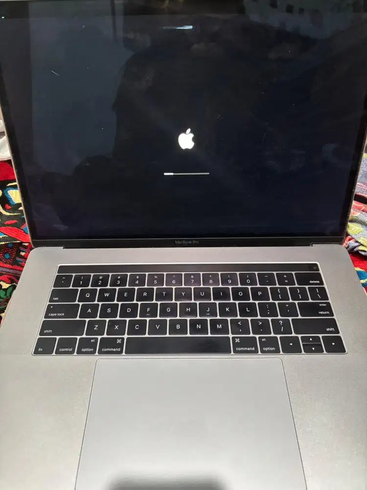 MACBOOK PRO 2017 TOUCHBAR 15 INCH 16/256GB
