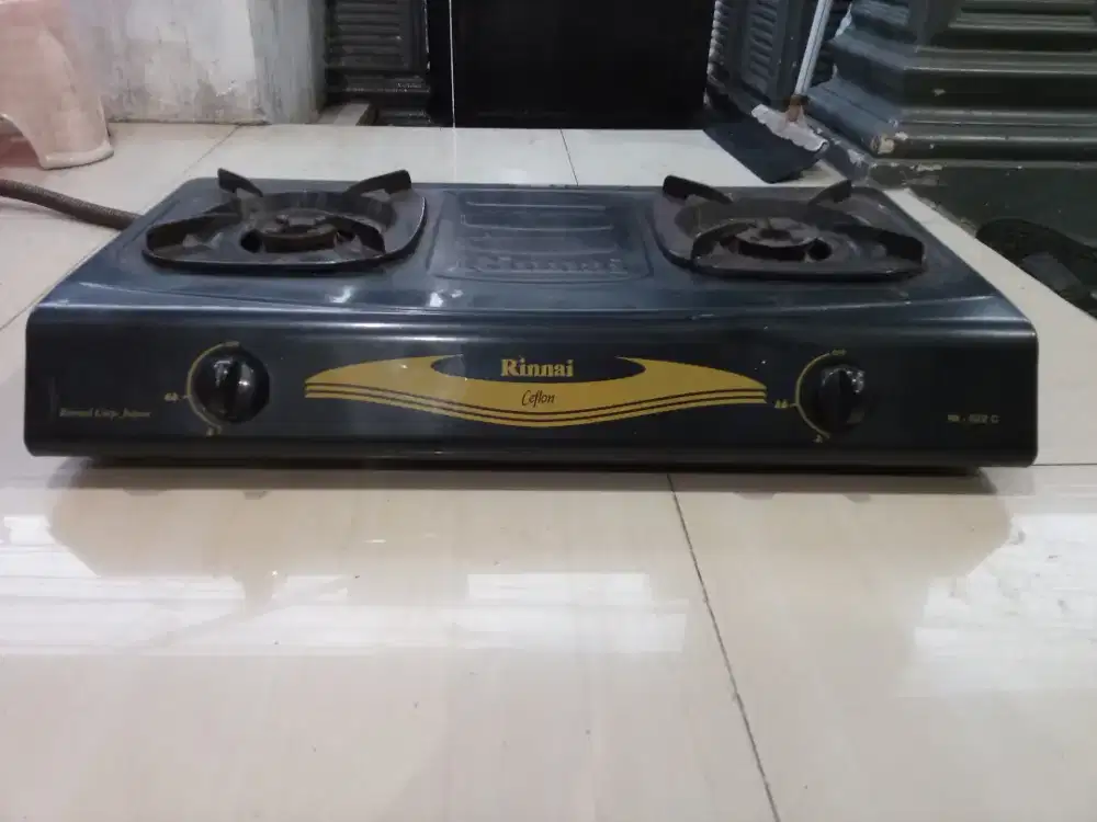 Dijual cepat kompor rinnai 2 tungku