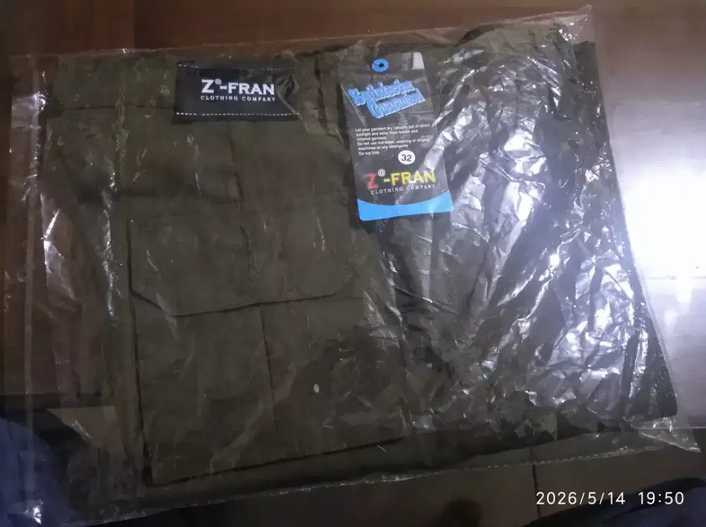 Celana cargo pekdek