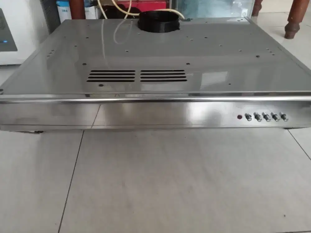 Penghisap asap dapur modena