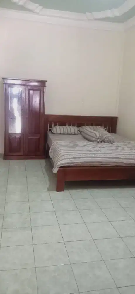 Disewakan kamar kost lengkap strategis