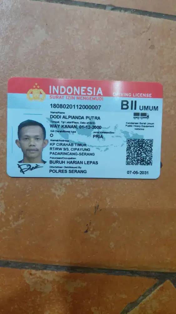 Mencari pekerjaan driver hanya bermodal sim B2 umum Dan ktp