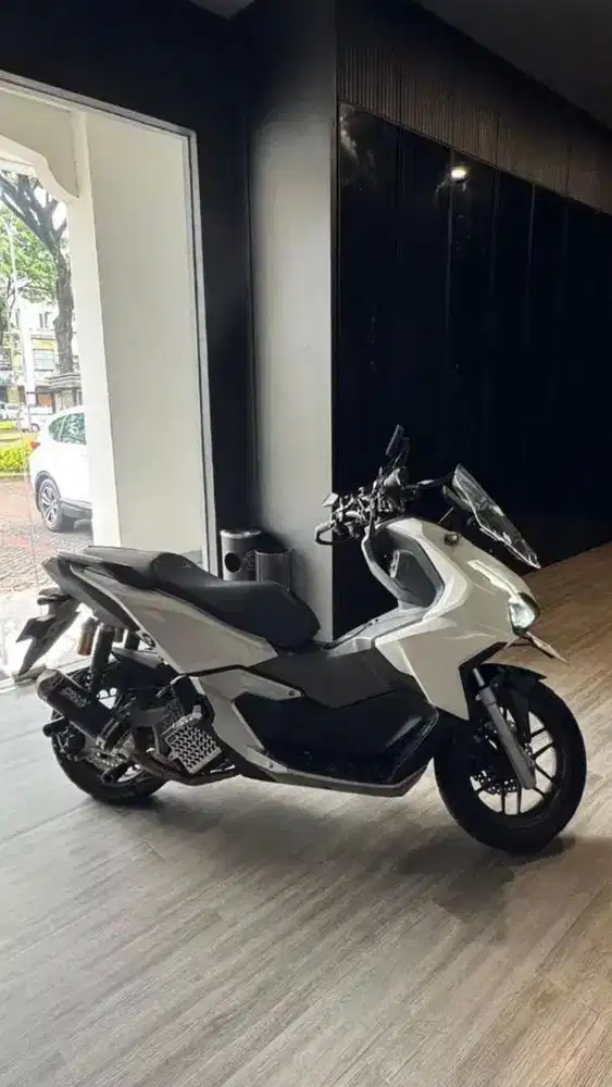 honda adv 160 cbs km 4rb masih segerr