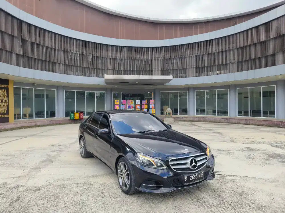 Mercedes Benz E250 AT 2015