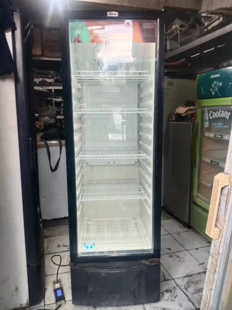 Showcase rsa jumbo kondisi normal dingin siap pakai