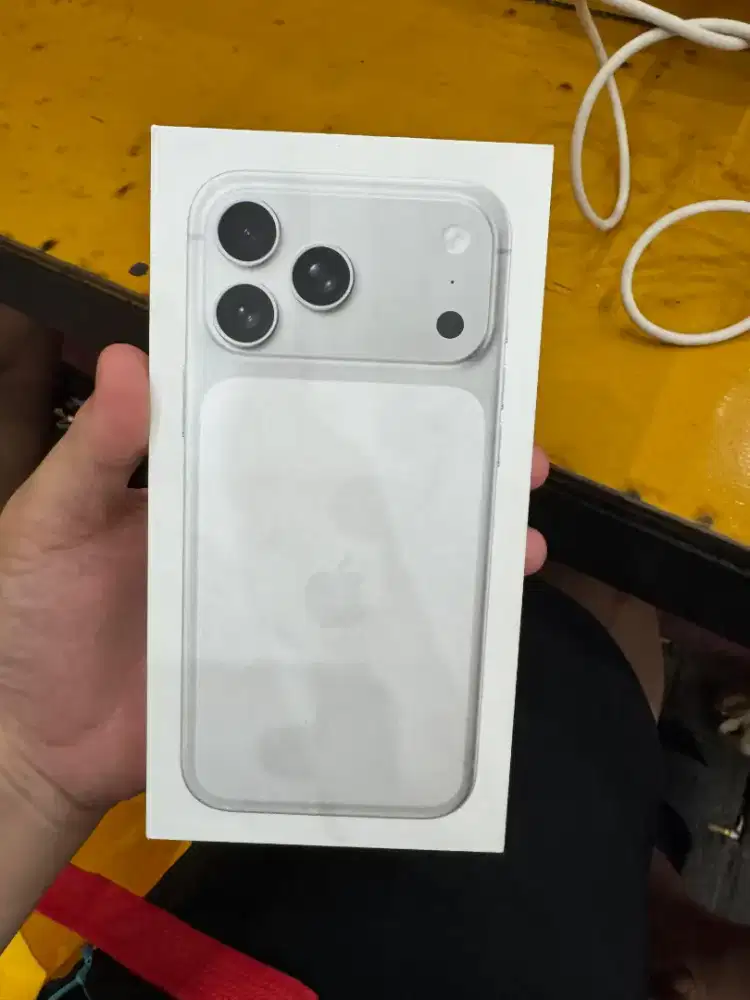 Iphone 17 pm silver segel ibox