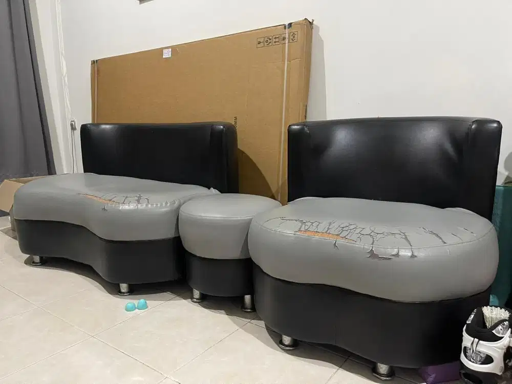 Sofa rumah bekas