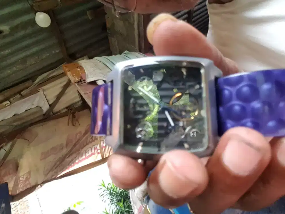 Jam tag heuer tourbilon otomatis