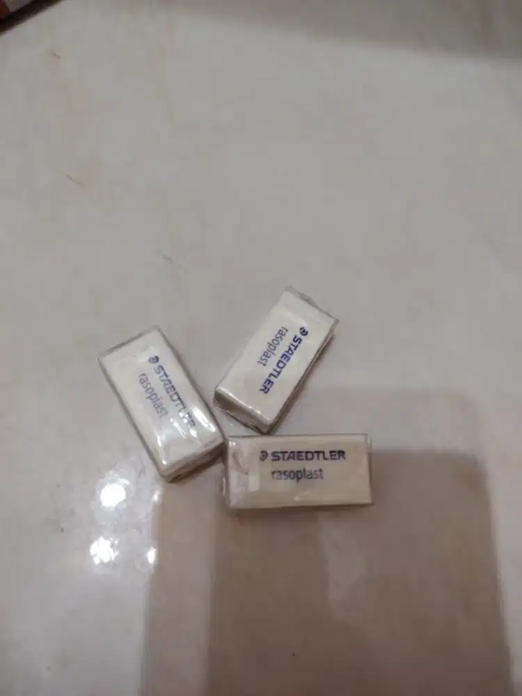 Penghapus staedtler