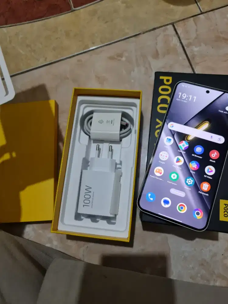Poco x8 promax 12/512 like new