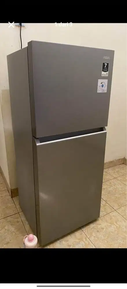 Kulkas 2 pintu merek aqua