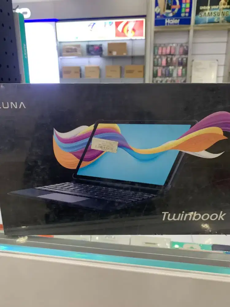 LUNA  TWINBOOK T10