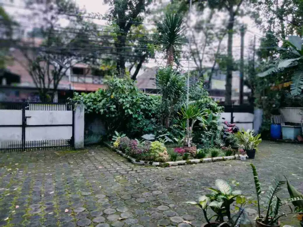 Dijual Rumah Sayap Dago, Cocok untuk Guess House