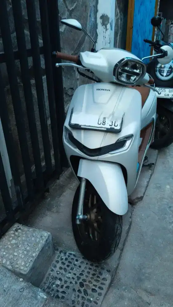 dijual stylo tipe tertinggi sejak beli tdk pernah dipakai