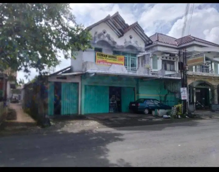 DIJUAL CEPAT RUMAH TOKO BENTUK RUKO 2 LANTAI
