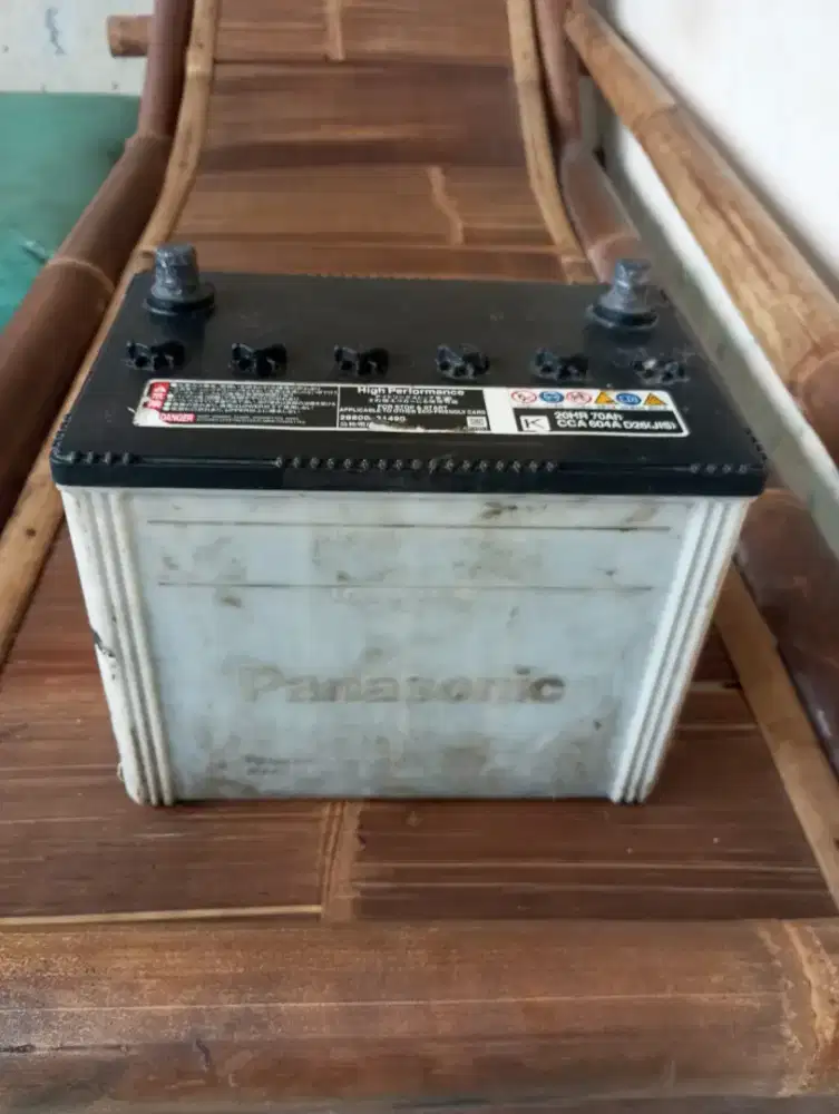 Aki Mobil Bekas Panasonic Type Basah 12V/70 Ah