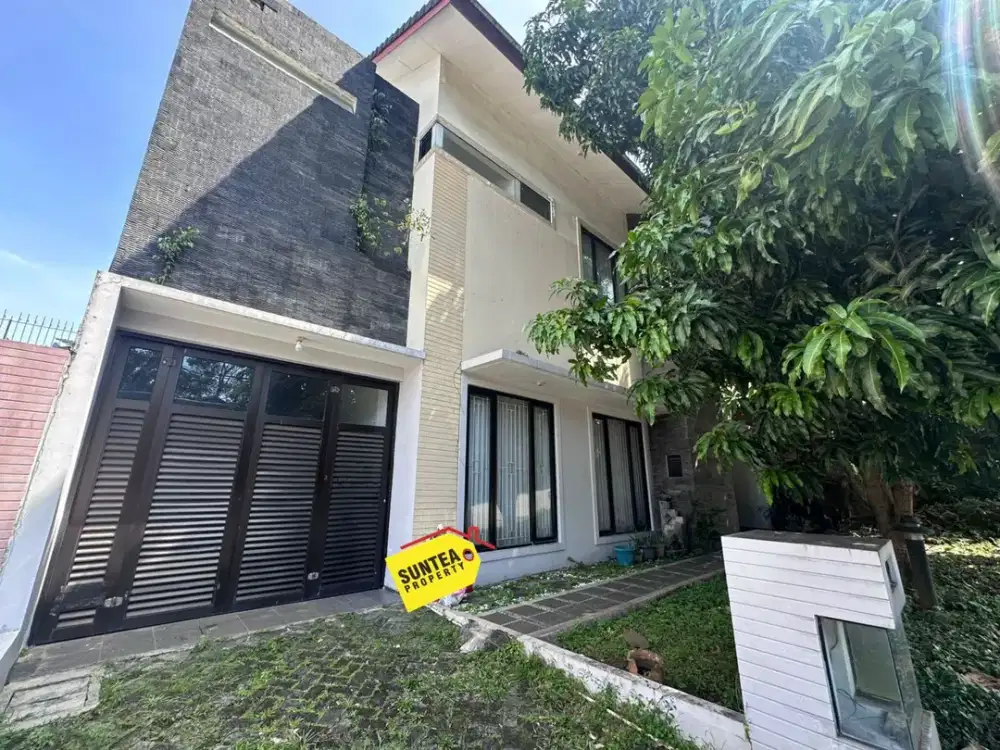 ✨ Rumah Nyaman dengan 4+1 Kamar Tidur