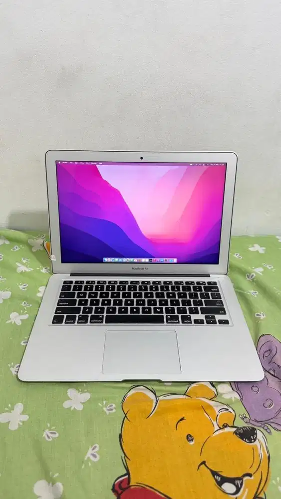 Macbook Air 13 Inch 2017 i5 8gb/256gb