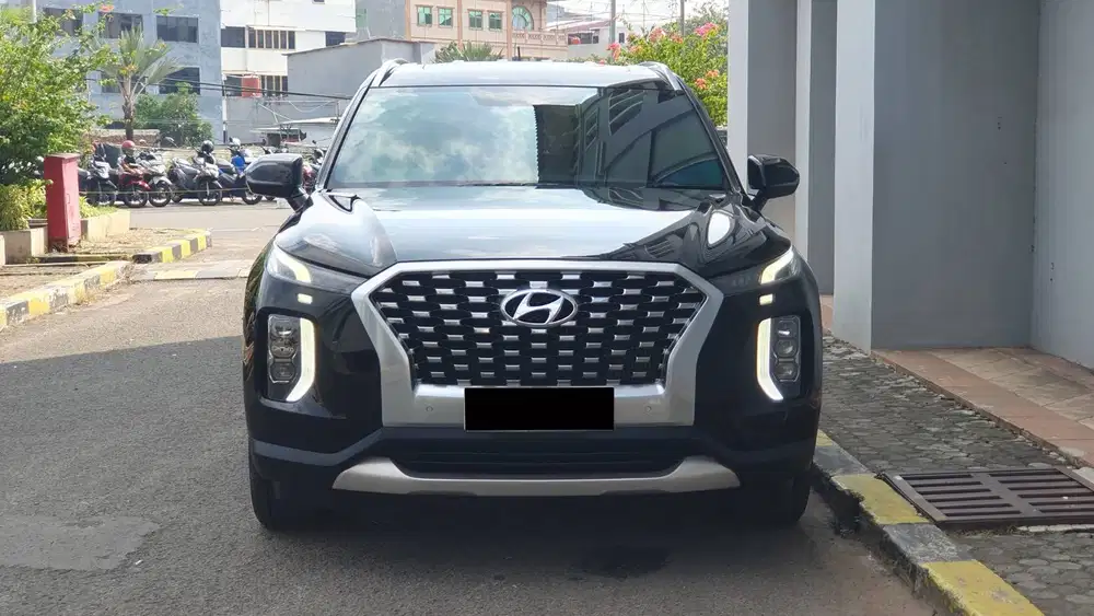 Hyundai Palisade 2.2L Signature 2WD Diesel Black On Red 2022 Garansi