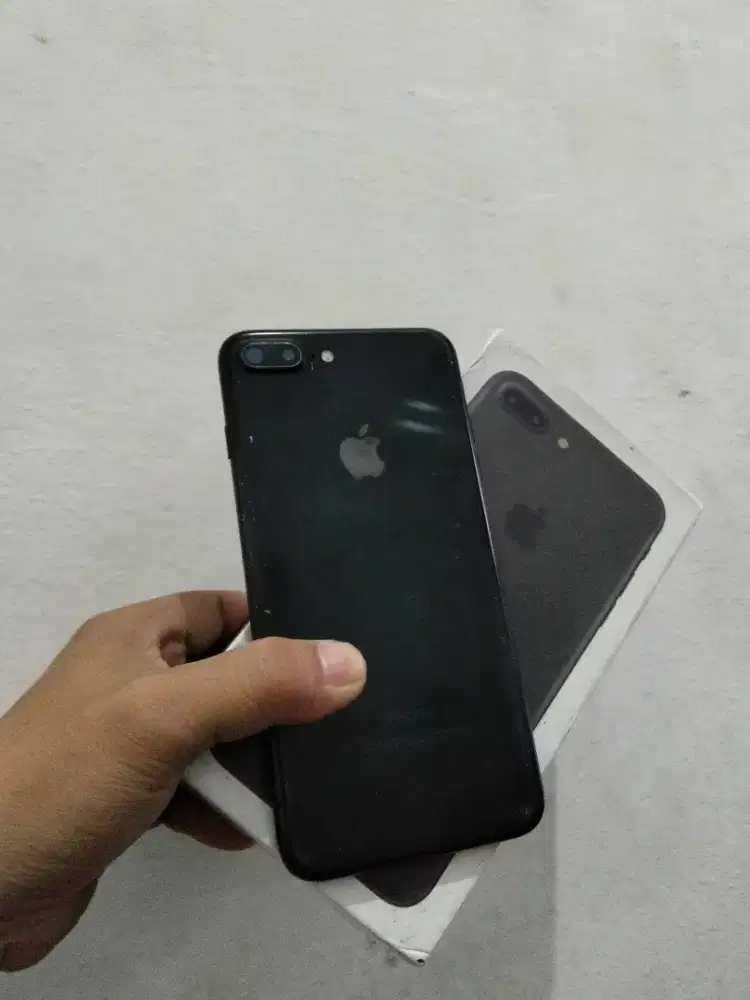 iPhone 7 plus 128 GB