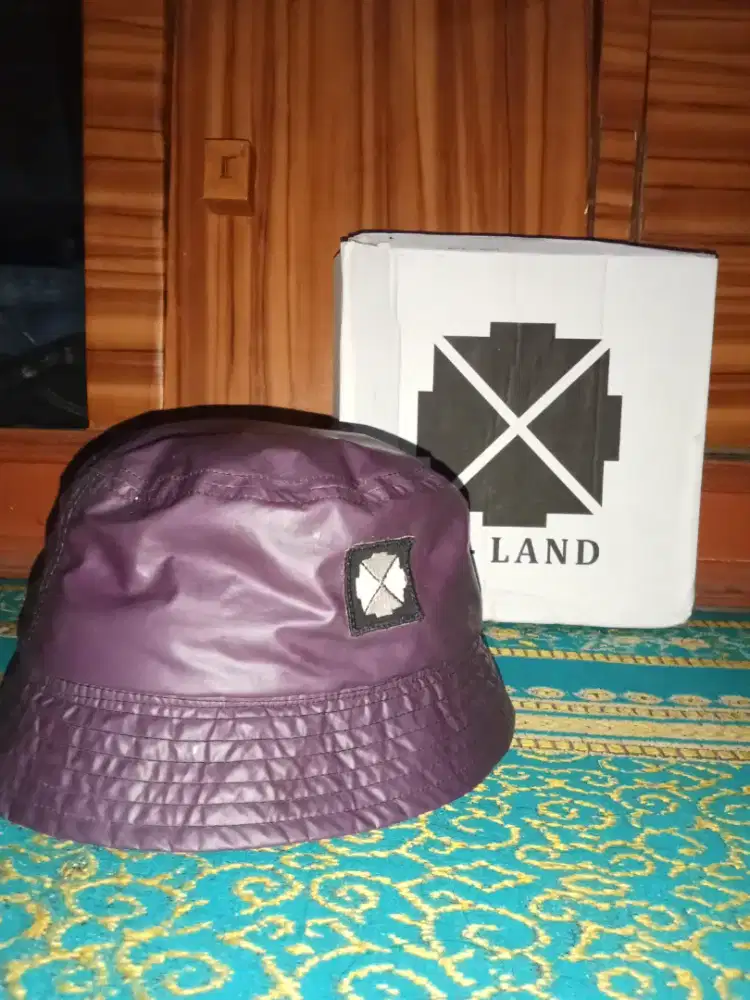 BUCKET XLAND WARNA BERGANTUNG SUHU RUANGGAN