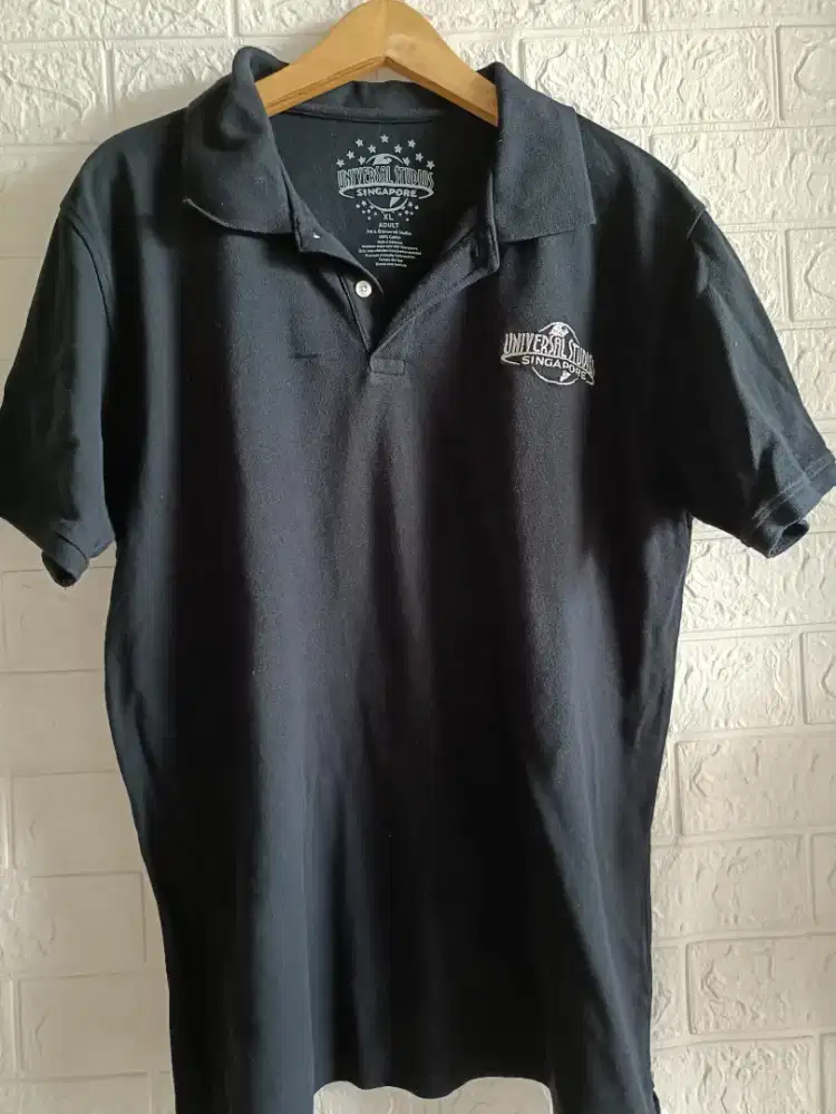 Kaos Pria Berkerah Universal Studios