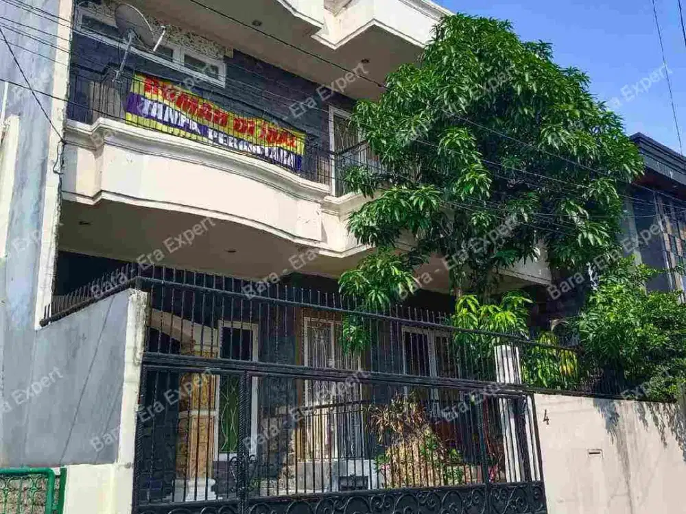 Jual Rumah lux di komplek Kayu Putih, jaktim. One gate system, asri, nyaman. Cocok untuk yang mencari hunian idaman.