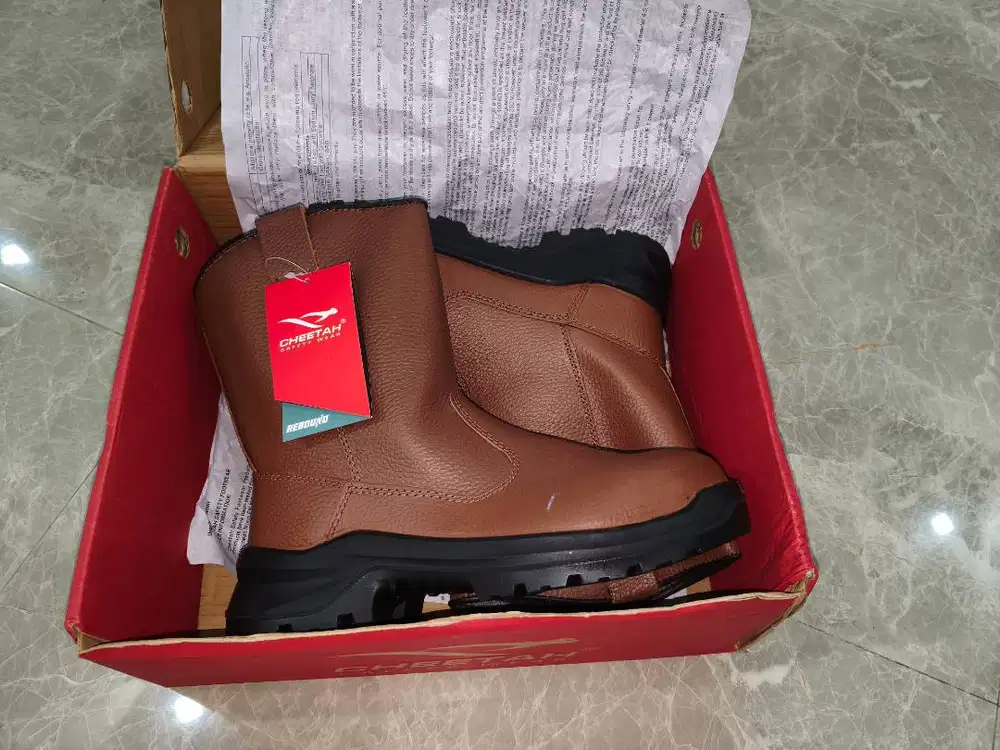Sepatu Safety Cheetah, Original.