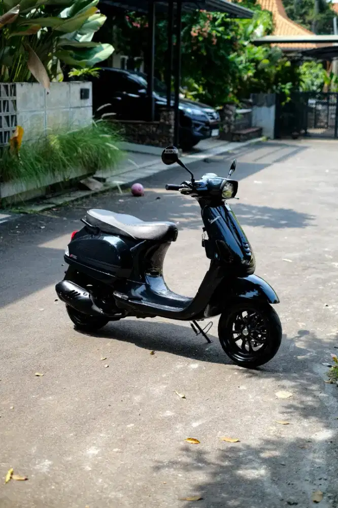 PIAGGIO VESPA S125 IGET FACELIFT 2020