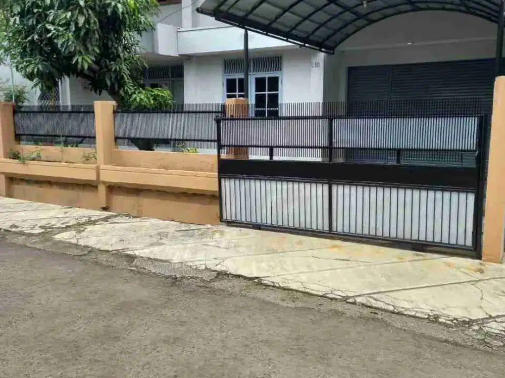 Di jual Cepat Rumah Siap Huni . Minimalis,Di pusat kota Bogor, Strategis,Best akses