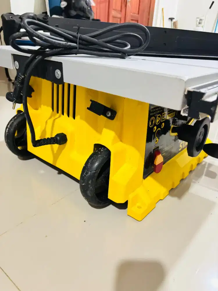 Table saw stanley