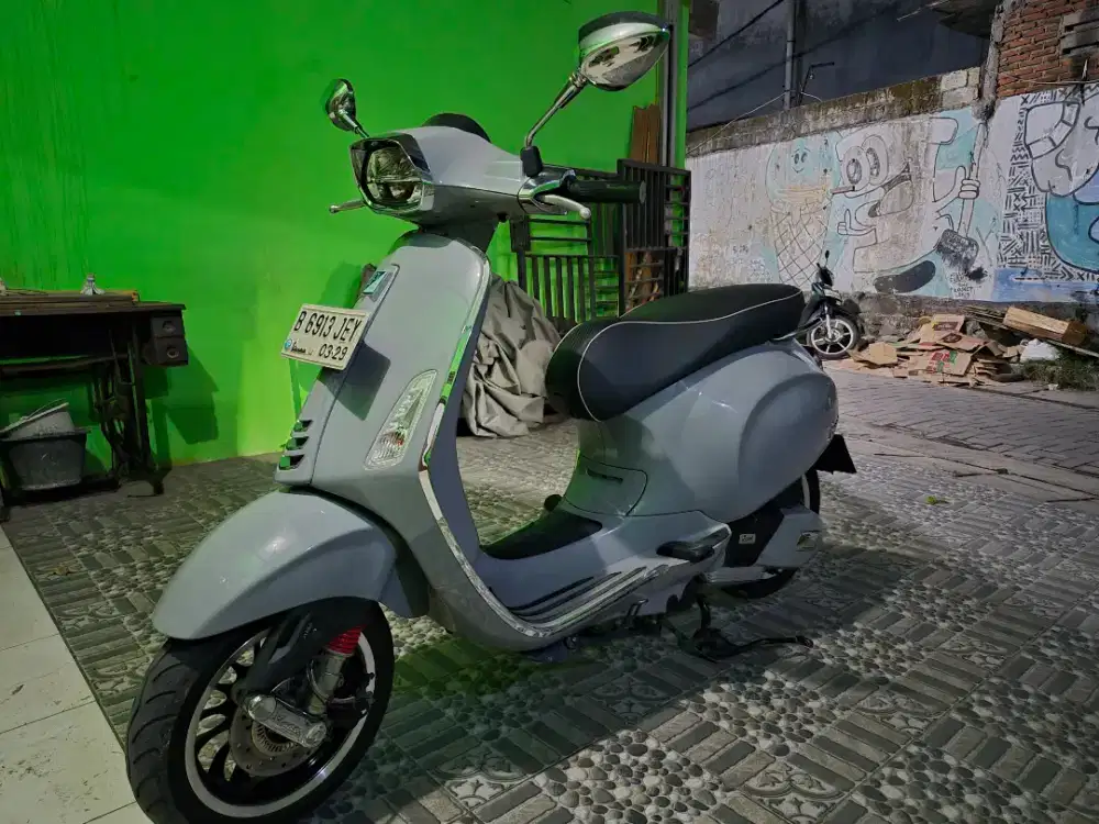 VESPA SPRINT IGET ABS NIK 2023 PEMBELIAN 2024 LOW KM
