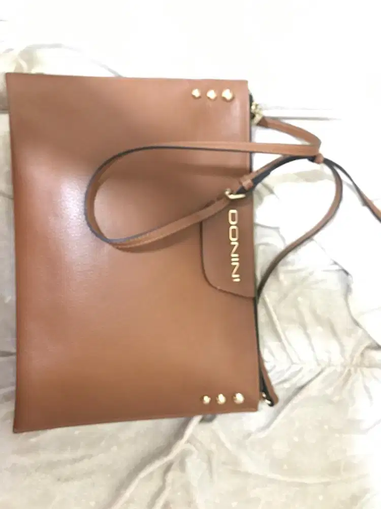 jual tas wanita merek Donini