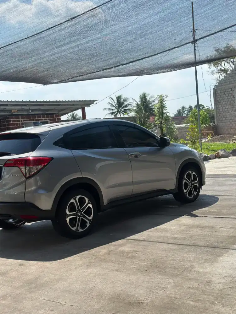 Honda Hrv 2018 plat B
