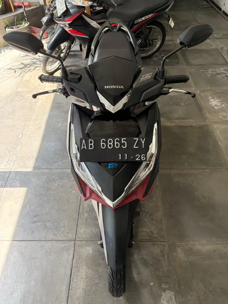 Honda Vario 150 2016 Hitam Merah — Mesin Halus, Terawat, Servis Rutin
