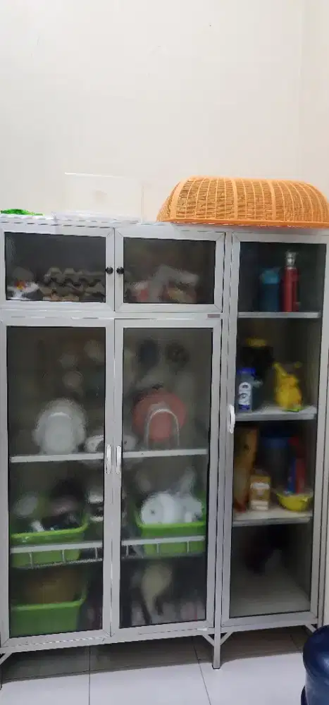 Lemari rak piring aluminium