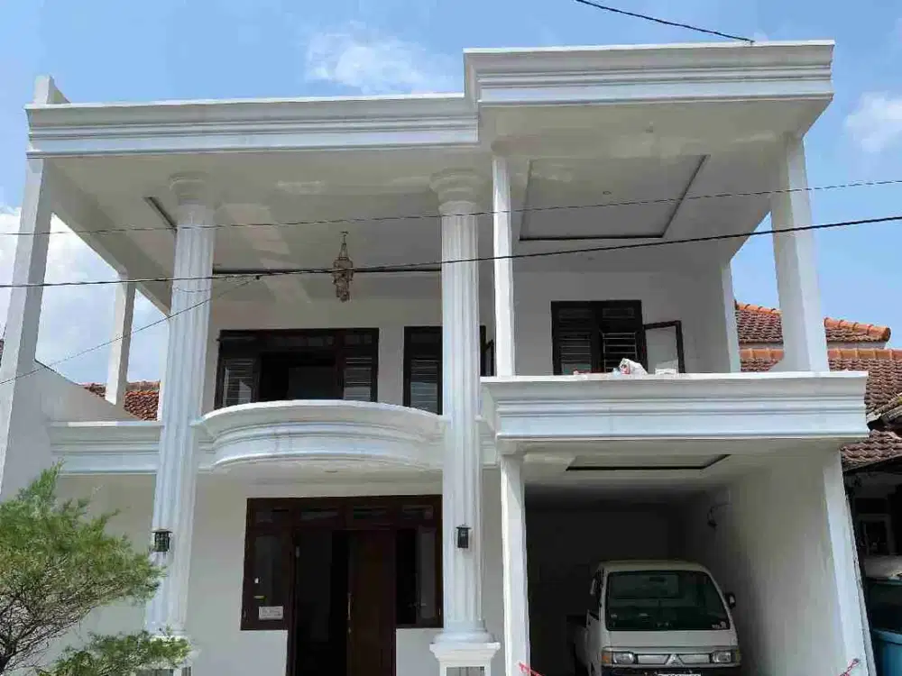 Rumah 2 lantai siap Huni .