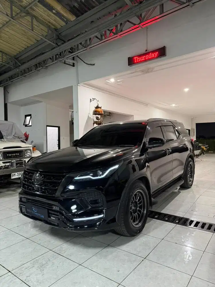 Fortuner GR 2.8
