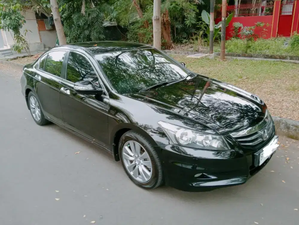 Honda Accord VTi-L 2012 hitam mulus| Mesin senyap Kaki Aman