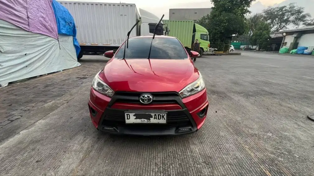 Toyota yaris 2015