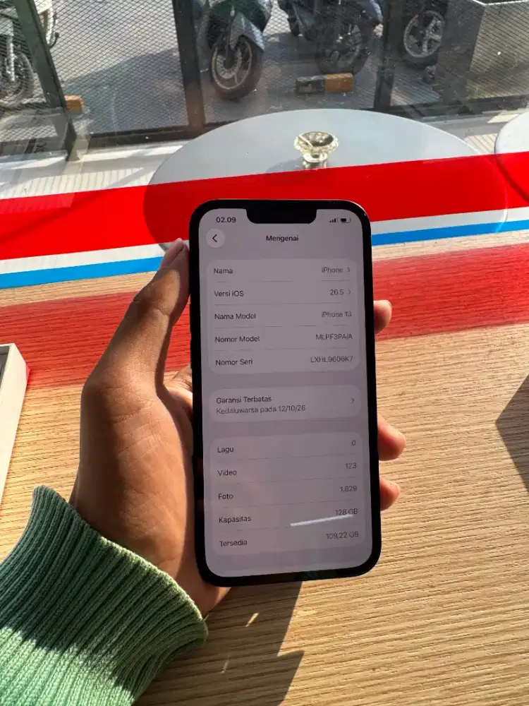 iPhone 13 ibox garansi on 128