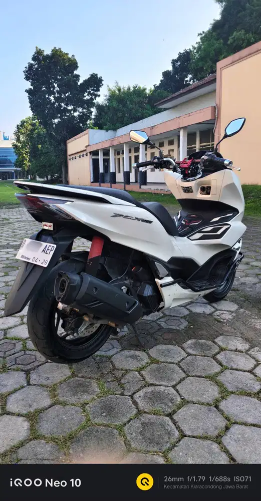 PCX 160 2024 CBS Putih Milari Angsulan ti Nmax Old / Vario 160 ABS