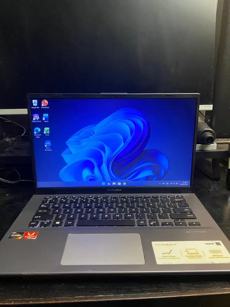 Laptop Asus Vivobook 14 - Ryzen 3  Ram 8GB SSD 512GB Full set